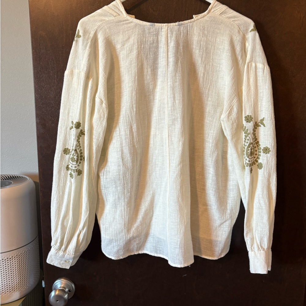 Zara Cream and Green Embroidered Women's Top - Picture 4 of 4